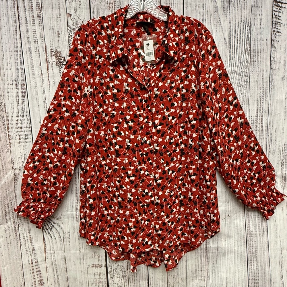 NWT Lane Bryant Red and Black Patterned Button up Top